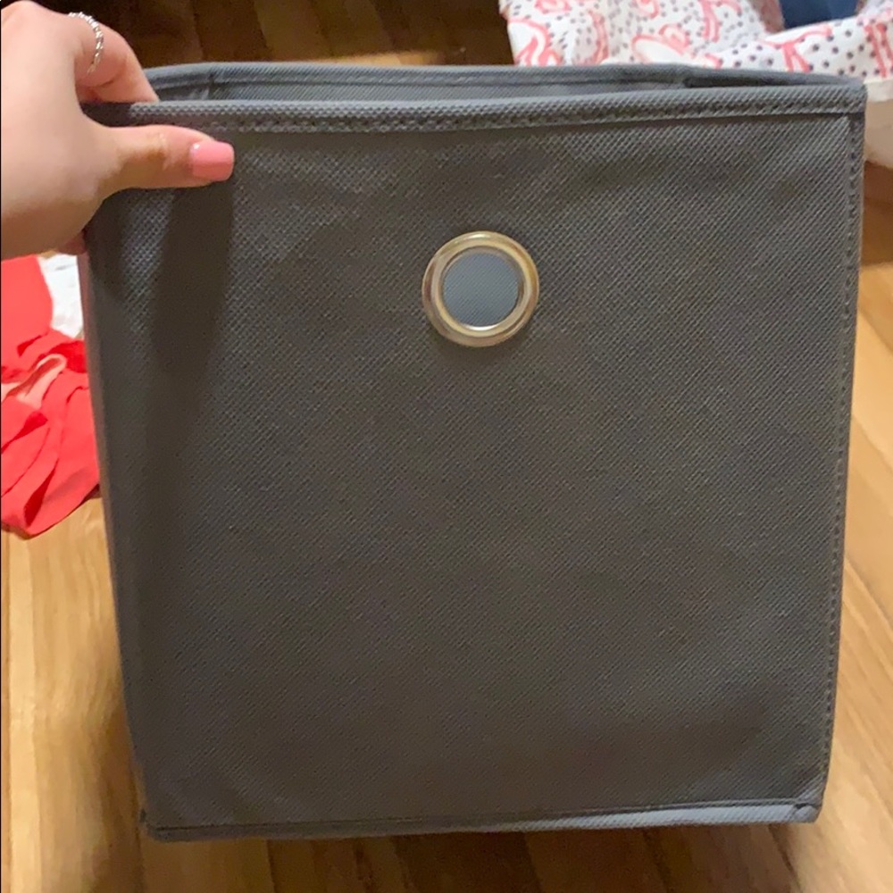 Storage box